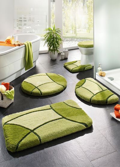 Badrumsset med en utarbetad h&ouml;g-l&aring;g struktur 