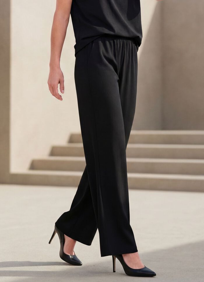 Byxor med bekv&auml;m passform 