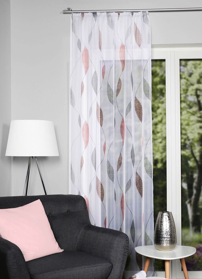 Gardin med prickigt v&aring;gm&ouml;nster 