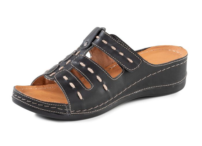 ELENA EDEN mulor gjorda av nappal&auml;der med kontrasterande detaljer 