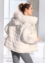 V&auml;ndbar jacka med fast huva 