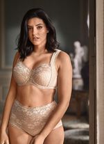 Miss Mary trosor med elastisk spets undertill framtill 