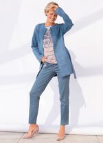 Jeans med blommiga broderier 