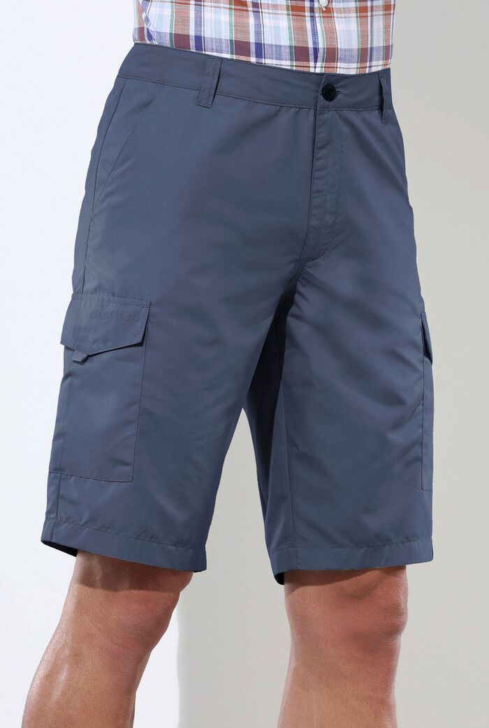Bermudashorts med cargofickor i 3 f&auml;rger 