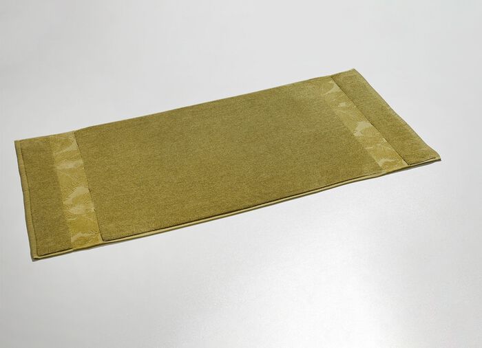 Barfota-mjuk badmatta med naturlig bladdesign OLIV