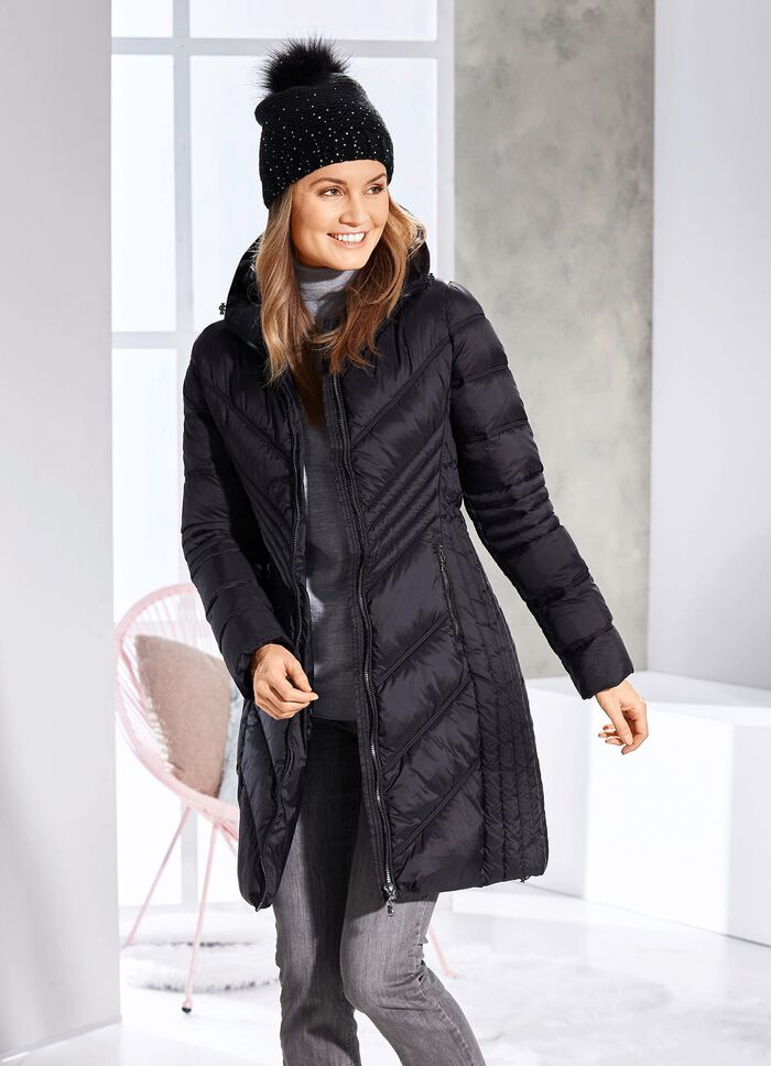 Kort kappa med fixerad huva 