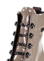 Remonte ankelboots med trendiga dekorativa kedjor i sn&ouml;rningslook TAUPE