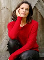 Tr&ouml;ja med jungfrulig ull och kashmirinneh&aring;ll 