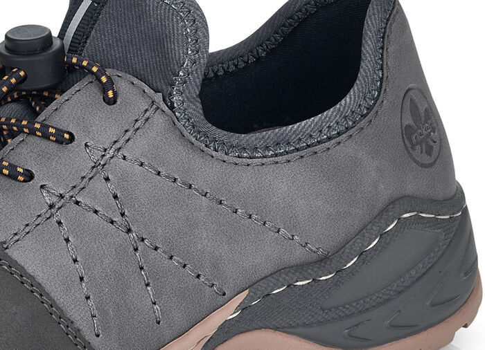 Rieker sneakers med avtagbar MemoSoft textilinlägg, 