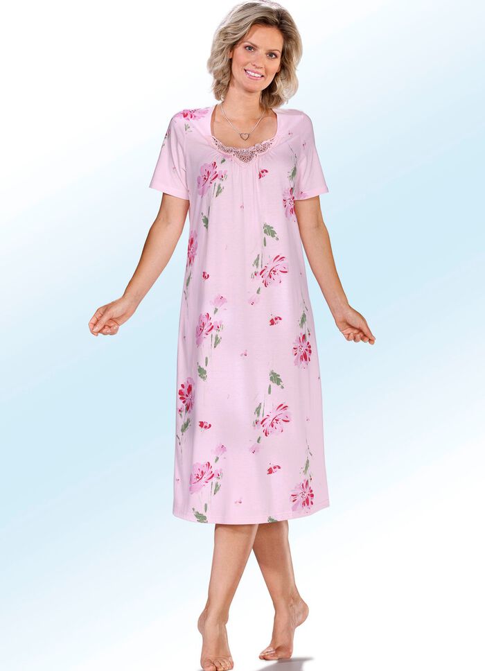 Tv&aring; paket kort&auml;rmade nattlinnen i spets 