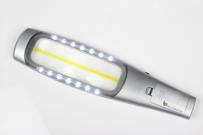 Smidigt och praktiskt LED-f&ouml;rstoringsglas 