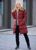 Kort kappa med sk&auml;rp 