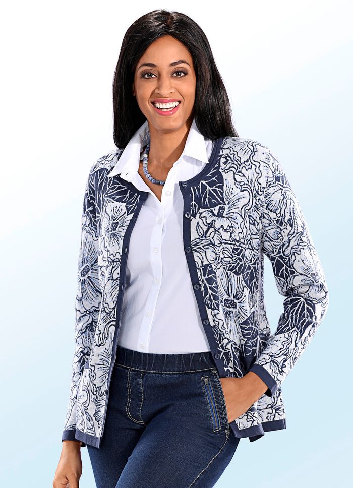 cardigan i jacquarddesign 