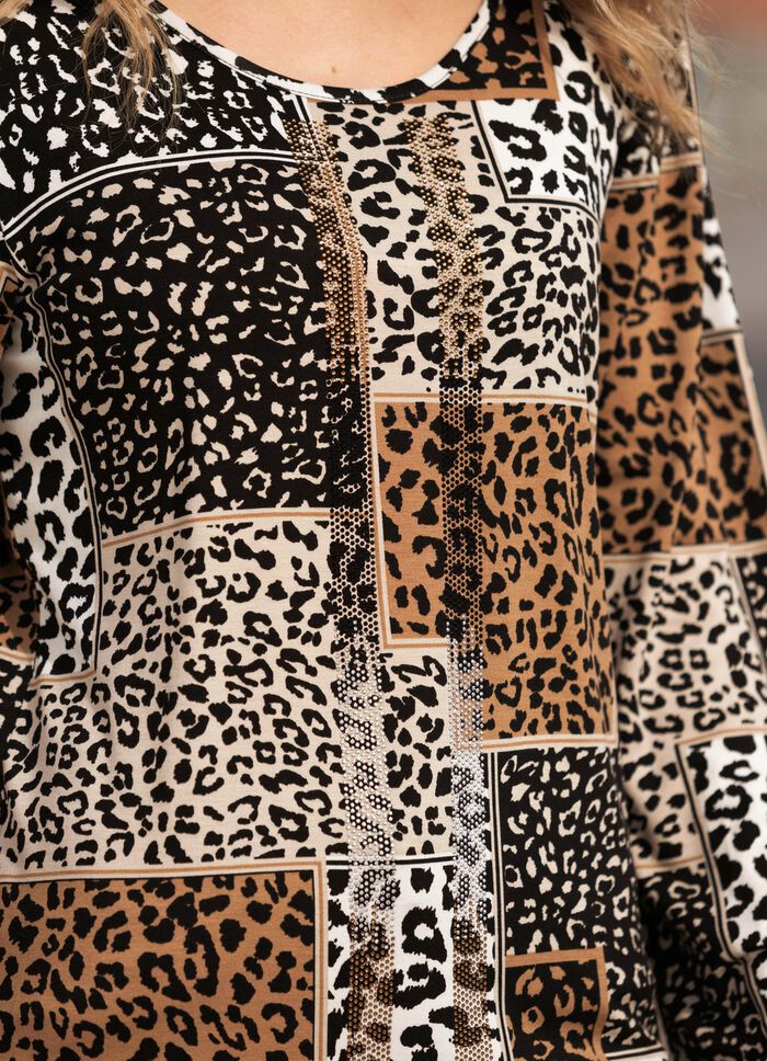 Skjorta med utsmyckad strassdekoration 