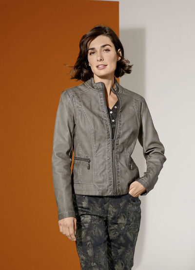 Kavaj med diskreta nitar  Kavaj med diskreta nitar