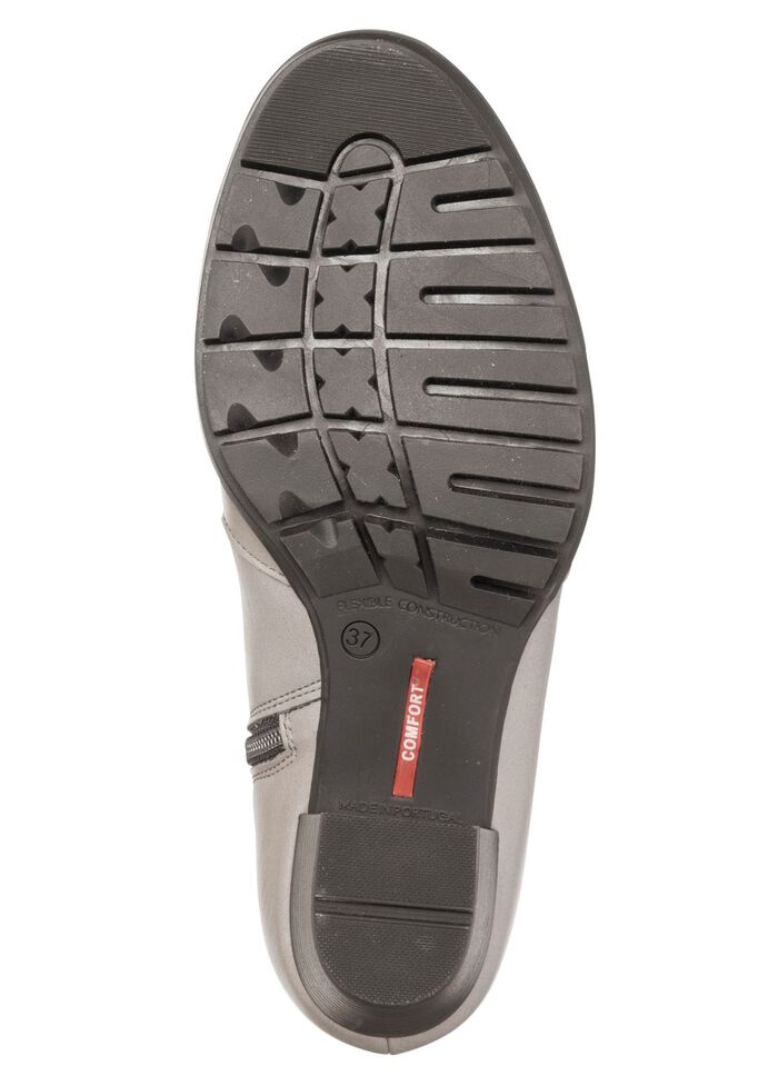 ELENA EDEN, moderiktiga damst&ouml;vletter, vidd G, med uttagbar fotb&auml;dd 