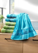 Mjuk frott&eacute;serie med h&ouml;gkvalitativ jacquardkant 