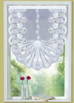 L&aring;ng, draperad spetsgardin med &auml;kta Plauener-broderi 