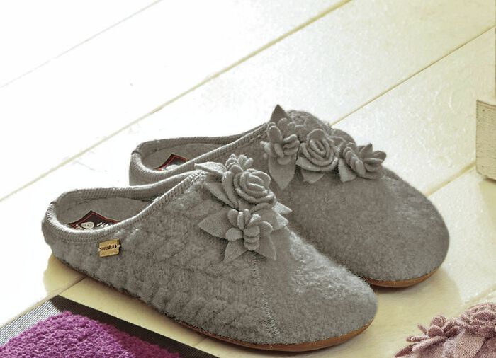 Damtofflor fr&aring;n Haflinger 