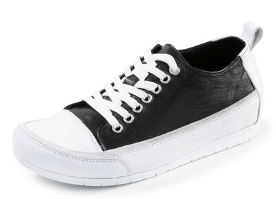 Andrea Conti, l&auml;tta damsneakers, vidd G, med uttagbar fotb&auml;dd 