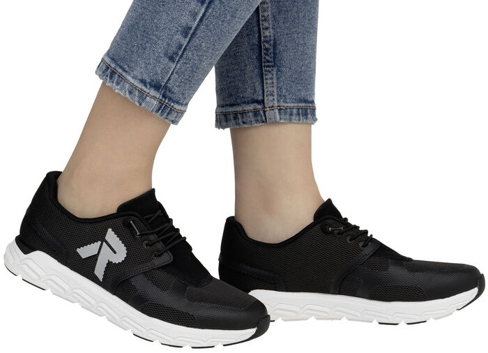 Rieker sneakers gjorda av delvis belagt meshmaterial, 