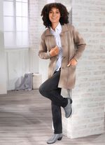 Jeans med vackra broderier och gnistrande strass 