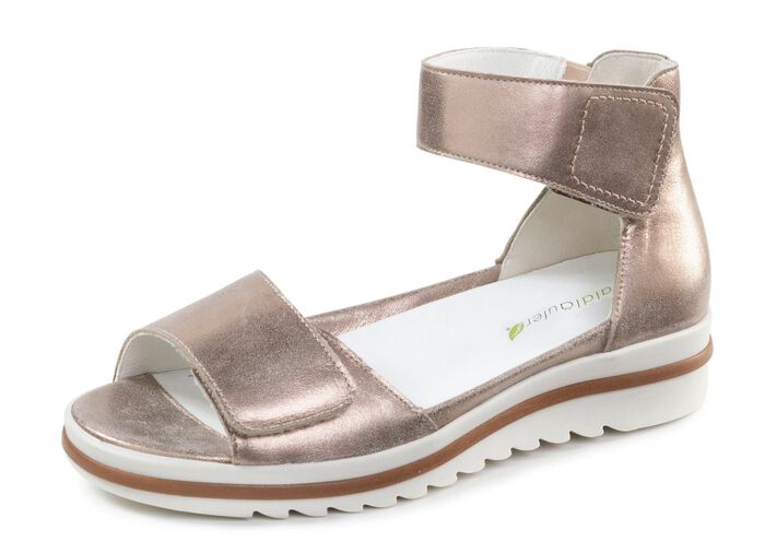 Ranger-sandal med avtagbar l&auml;derfotb&auml;dd 