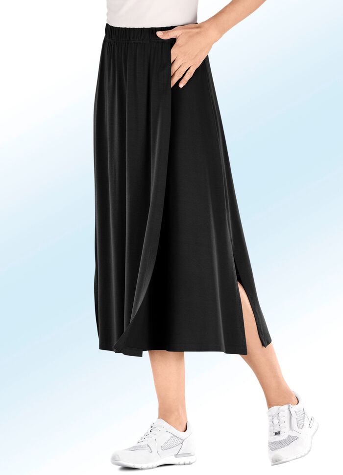 Kjol med en intressant omlottlook 