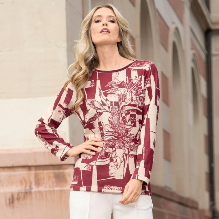 Heltryck p&aring; skjortan och dekorativa plattor 