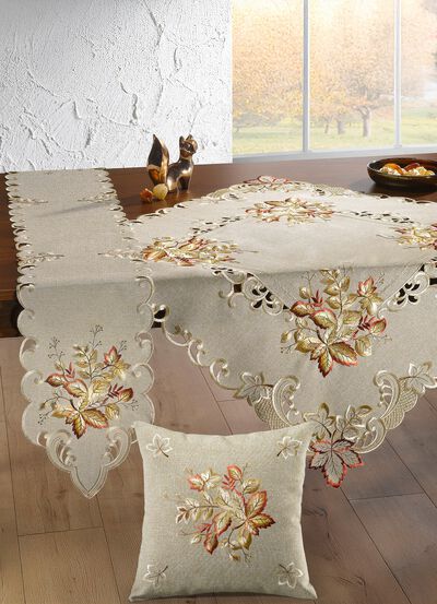 Filigran bord och rumsdekoration 