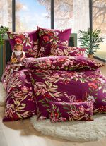 S&auml;ngkl&auml;desset med tryck p&aring; b&aring;da sidor 