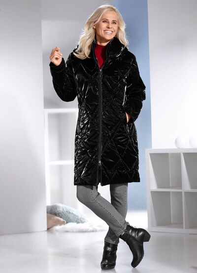 Kort kappa i trendig lacklook 