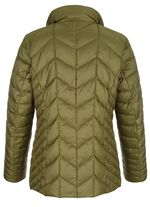 Quiltad jacka med dragkedja under tryckarfodralet 