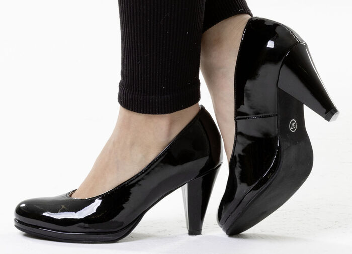 Andrea Conti, eleganta dampumps, tillverkade av glänsande lackmaterial SVART