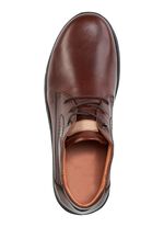 K&auml;ngor med sn&ouml;rning i skuggat nappal&auml;der fr&aring;n ko BRUNT