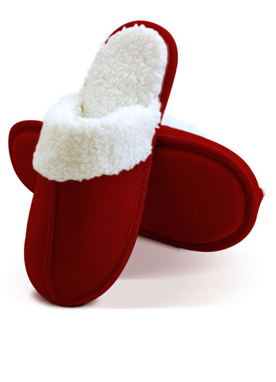 Plyschiga tofflor i mocka-look 