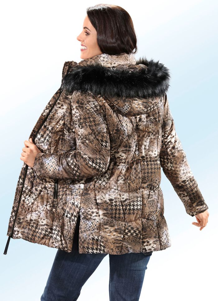 Jacka med en ovanlig design 