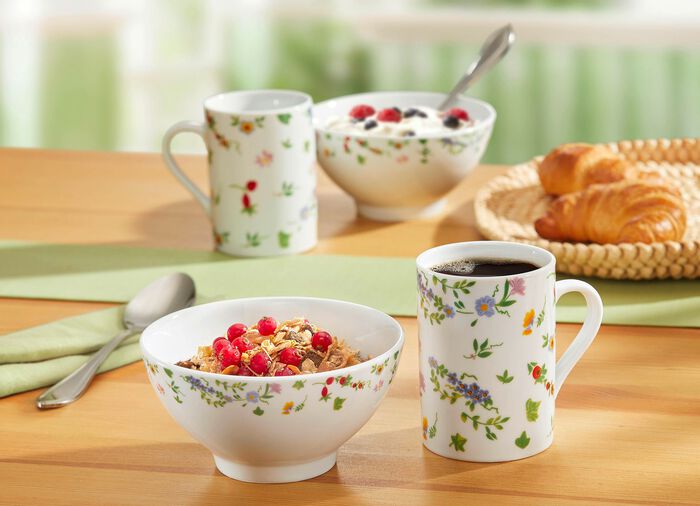 Millefiori porslinsservis av h&ouml;gkvalitativt vitt porslin 