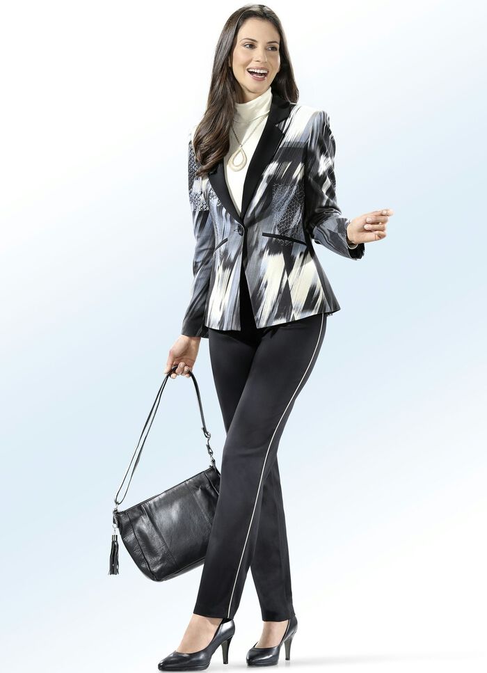 blazer med bl&auml;ckstr&aring;letryck 