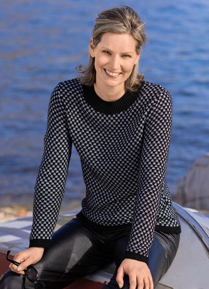 Tr&ouml;ja med dekorativt m&ouml;nster 