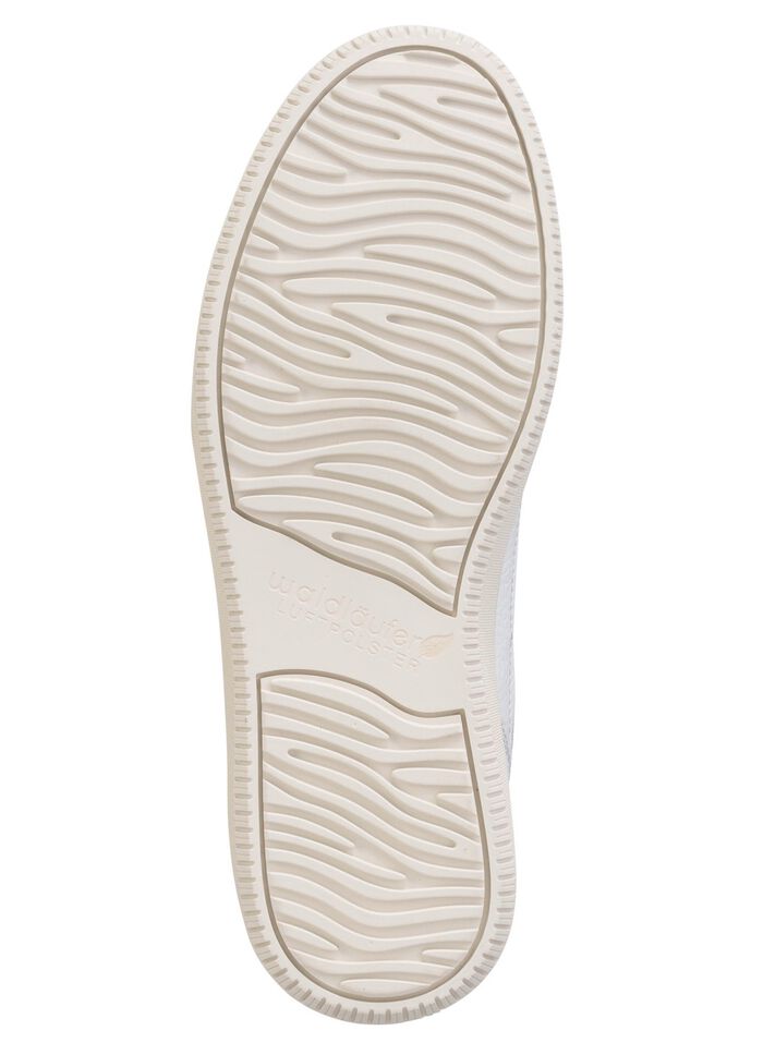 Skor med sn&ouml;rning NATURVIT