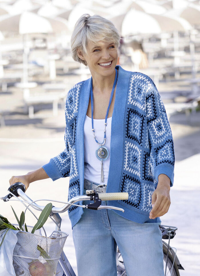 cardigan i jacquarddesign, 