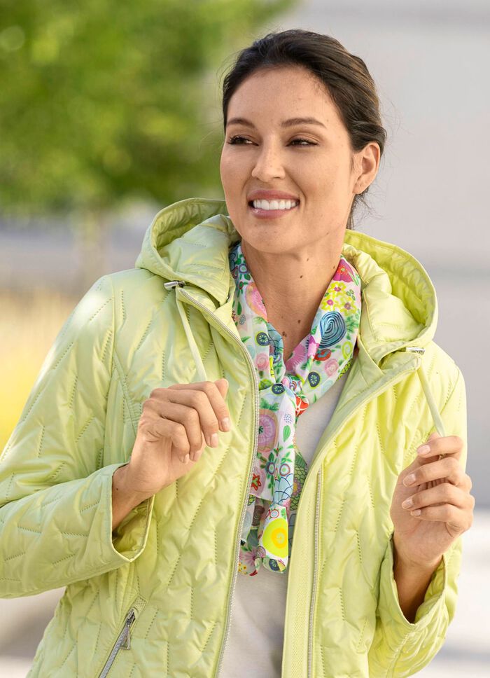 halsduk med fantasidesign 