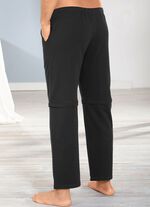 S&ouml;mn- och fritidsbyxor med olika b&auml;ralternativ 