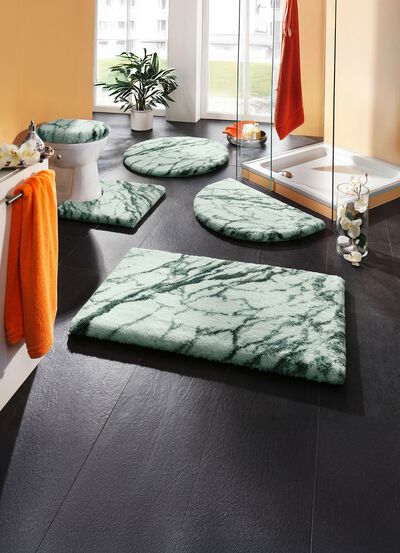 Badrumsserie fr&aring;n Grund med marmorm&ouml;nster 