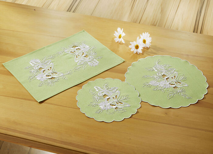 Bords- och rumsdekoration med broderade fjärilar och blommor GRÖN VIT