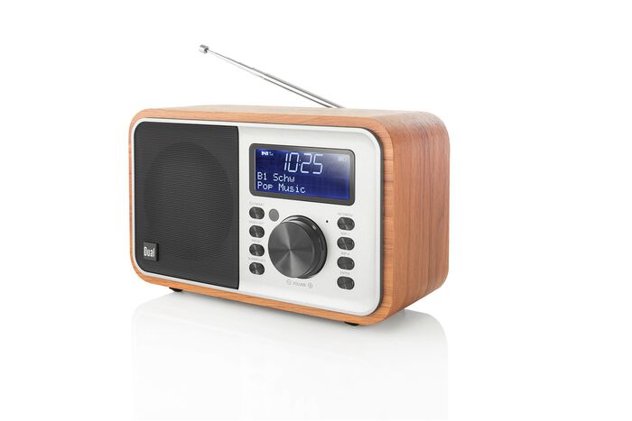 Dubbel DCR-51 digital radio i tr&auml;design 