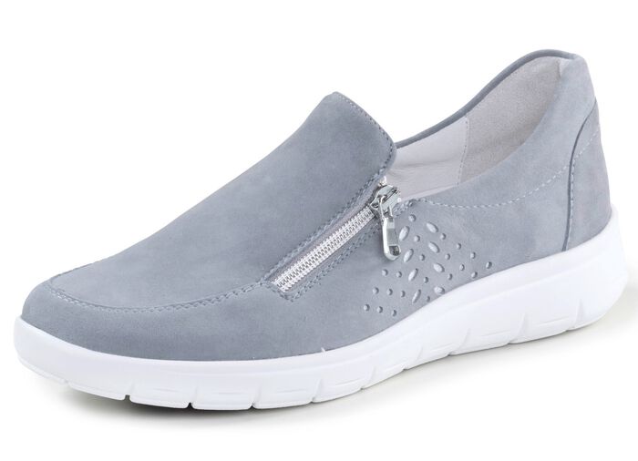 ELENA EDEN toffel av h&ouml;gkvalitativ mocka med dekorativ perforering BL&Aring;