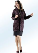 Kl&auml;nning med jacka med guldf&auml;rgad gl&auml;nsande tr&aring;d 