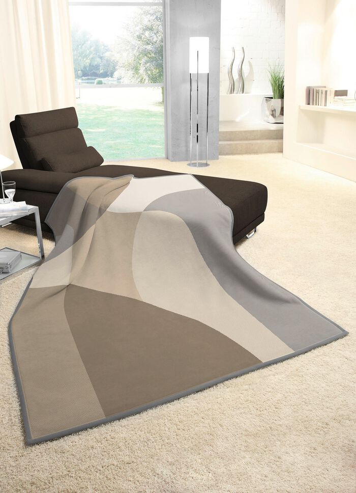 T&auml;cke med velourkant 